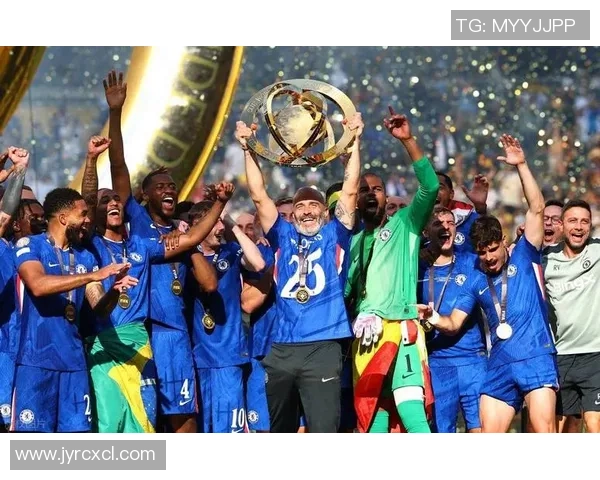 世界杯焦点战国米与曼城激战成平红牌争议引发全场热议与战术分析