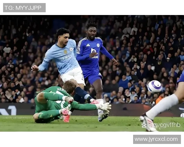 国王杯激战：多特蒙德与曼城2比2平局全场沸腾战术解析