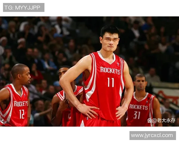 姚明与杜肯的传奇对决：篮球巨星如何改变比赛的历史与未来