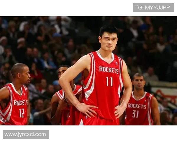 姚明夫妇畅谈生活点滴与篮球事业背后的故事与感悟