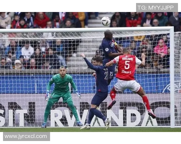 德甲焦点战波尔图与巴黎圣日耳曼握手言和神扑引发转会热议