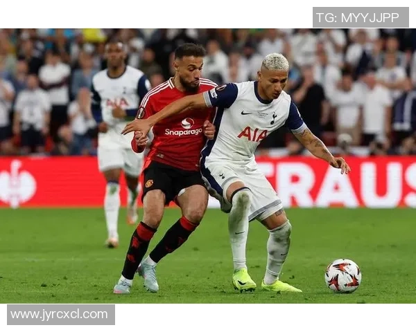 热刺逆袭巴黎圣日耳曼5-1大胜震惊世界杯赛场全场欢呼