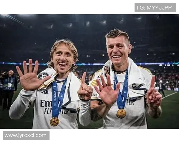 中超精彩对决皇马大胜热刺引发全场狂欢集锦回顾