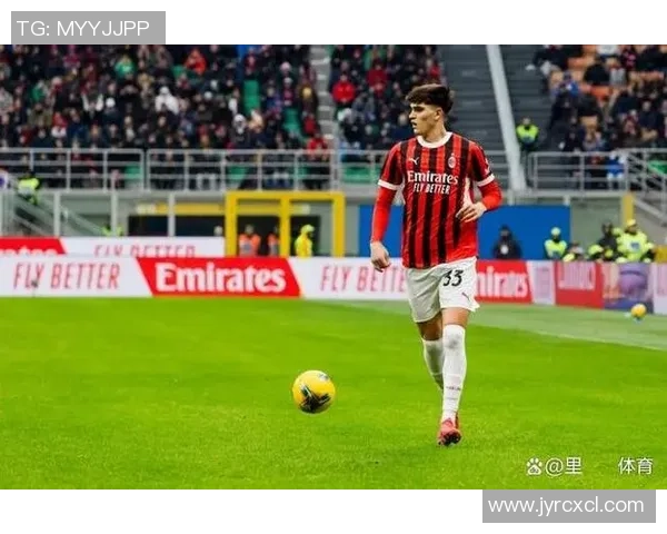 西甲精彩对决阿森纳与AC米兰战成平局神扑瞬间引发全场热烈反响