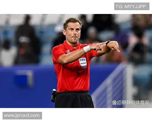 足总杯精彩对决莱比锡3-0战胜那不勒斯争议判罚引发全场热议